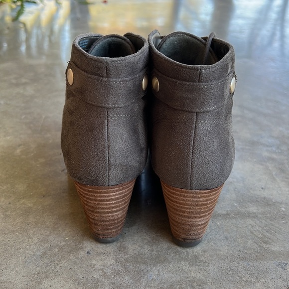 Dr. Scholls Dakota wedge booties - Picture 4 of 6